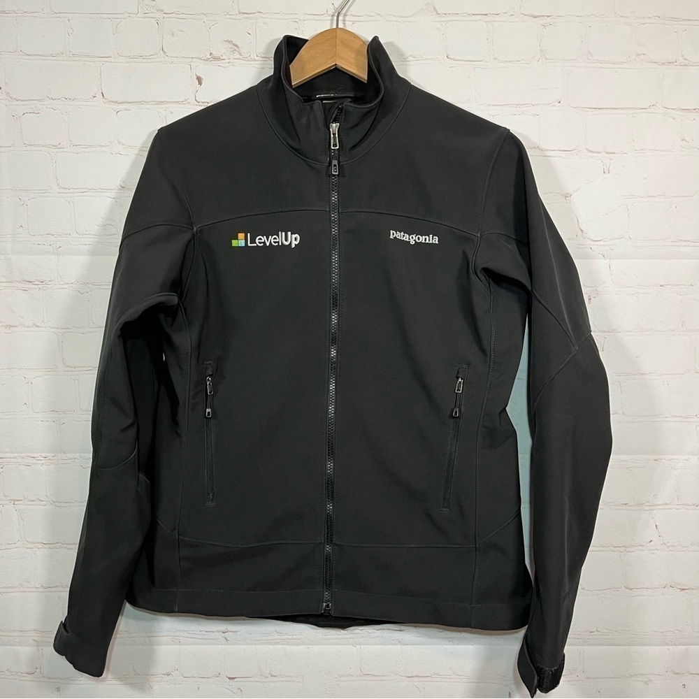 Patagonia Polartec Softshell Jacket Womens Medium Black Full Zip Embroidered